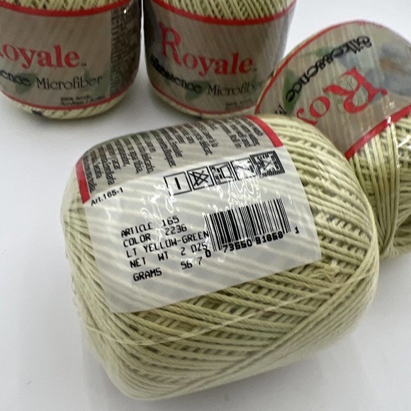NEW! Royal Silkessence Microfiber 100% Acrylic Color light Yellow Green 4 Pack - Picture 7 of 8